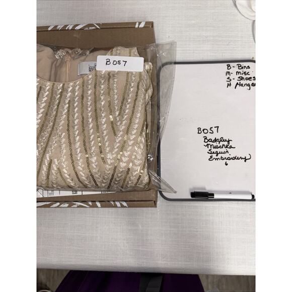 Badgley Mischka Gold Sequin Embroidery Cocktail Party Dress NYE 6 - Picture 14 of 16